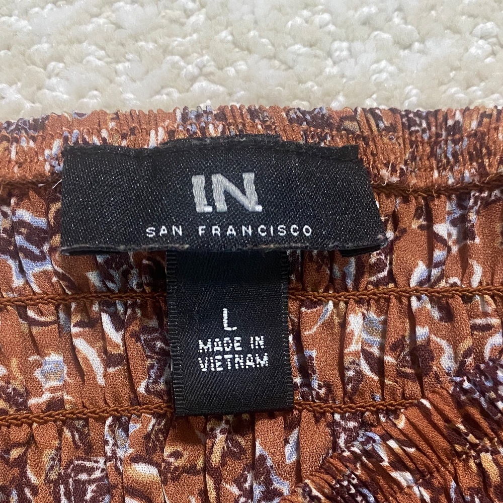 I.N. San Francisco Floral Smocked Top in Brown - Picture 9 of 15